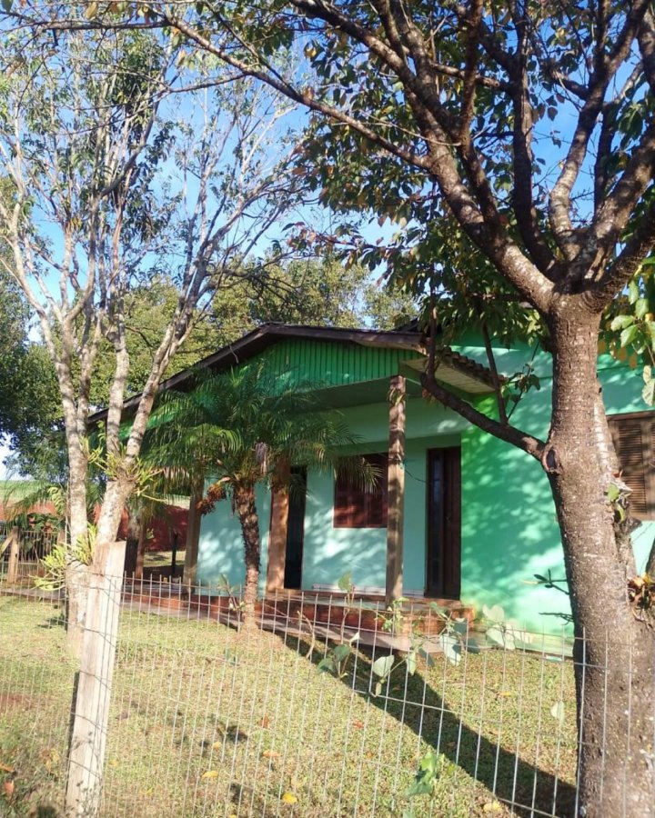 Sítio à Venda - Linha Giruazinho