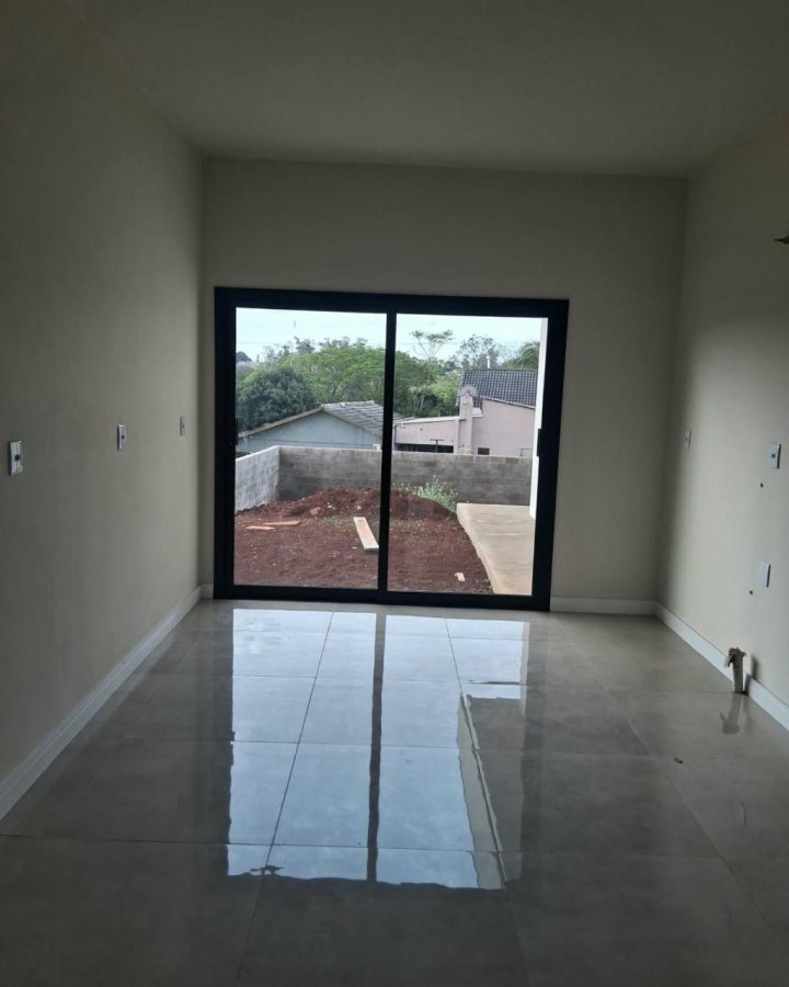 Casa à Venda - Vargas (Central - Proximo IFF)