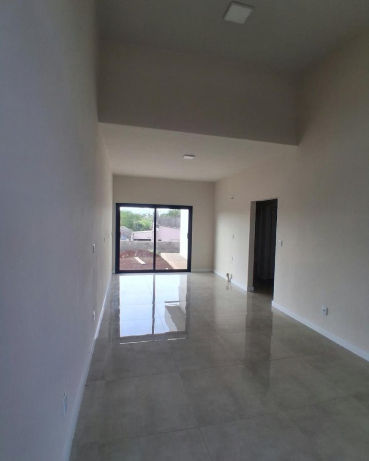 Casa à Venda - Vargas (Central - Proximo IFF)